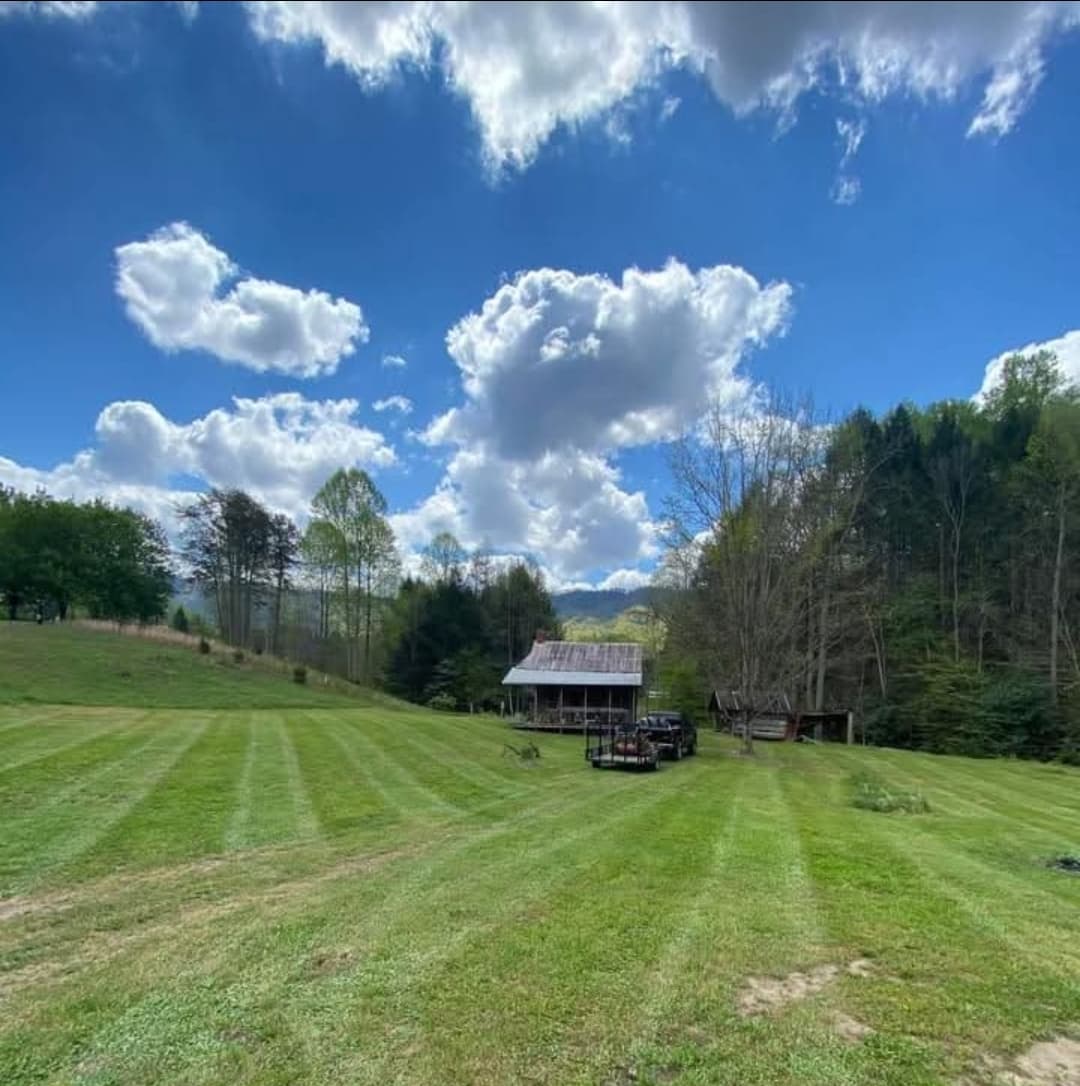 Beautiful Blount County landscape with professional lawn striping